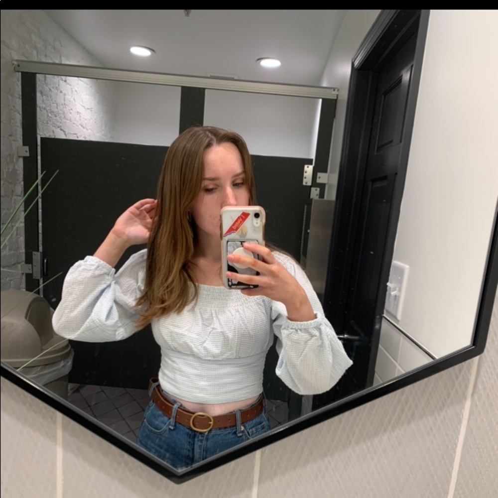 Like new Arizona Jean Co blue & white gingham crop top.